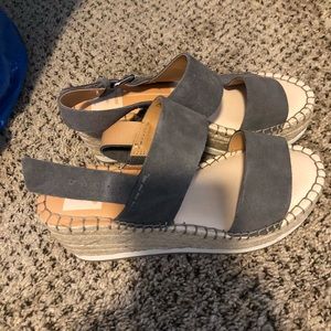 Dolce vita wedge sandal NWOT